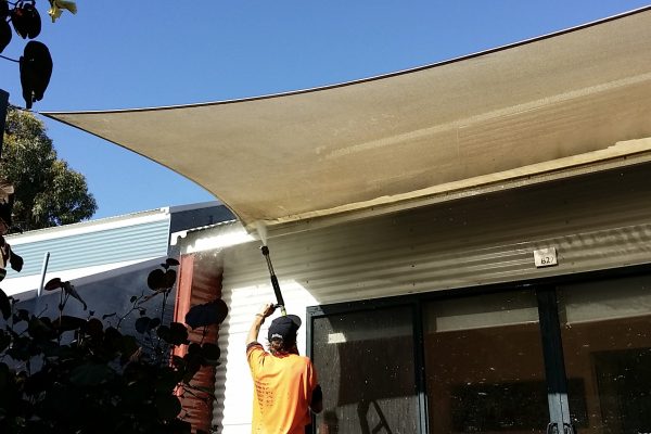 High pressure cleaning on exterior house