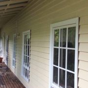 pressure-cleaning-house-washing-exterior