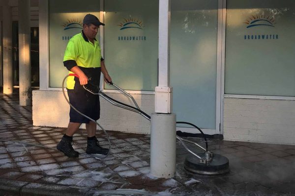 pressure-cleaning-paver-cleaner