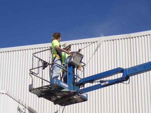 hire pressure cleaning