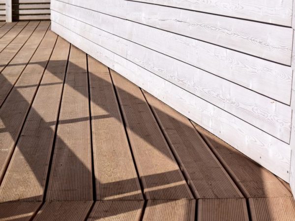 How to Keep Your Outdoor Area Looking New and Shiny - Kleenit