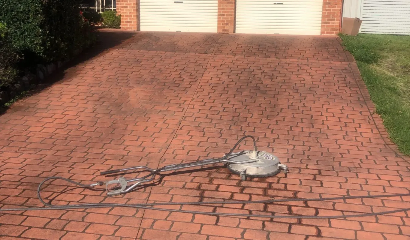 driveway pressure cleaning before treatment