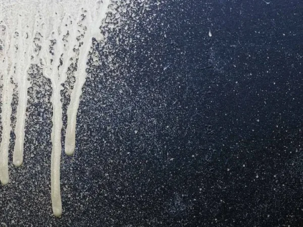 Easy paint removal with Kleenit's expertise.