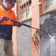High Pressure Cleaning of Graffiti
